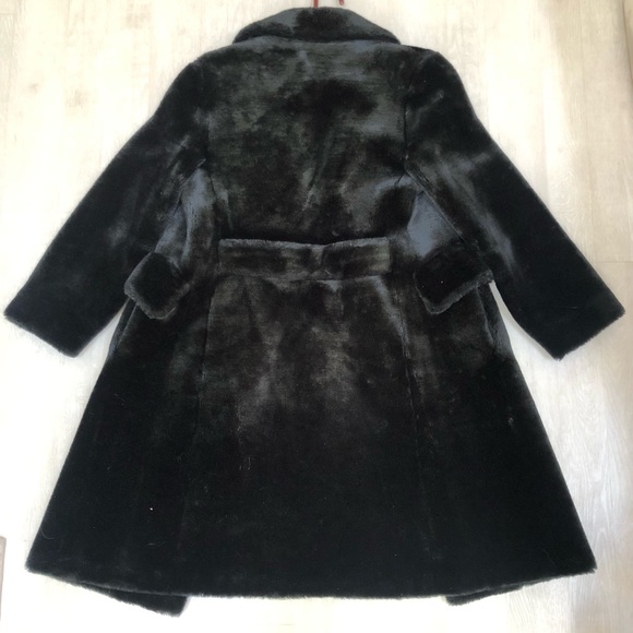 Elegant Vintage Mid Century Black Faux Fur Evening Coat Buttons Golden Lining - Picture 5 of 5